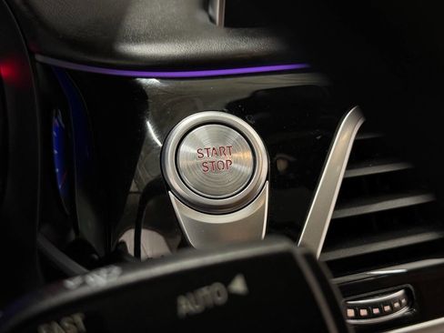 Used 2017 BMW ALPINA B7 xDrive image 34