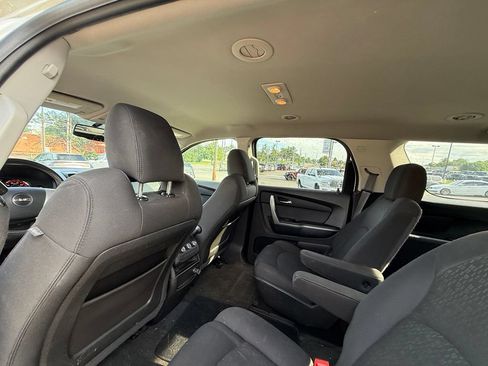 Used 2012 GMC Acadia SLE AWD/4WD image 23