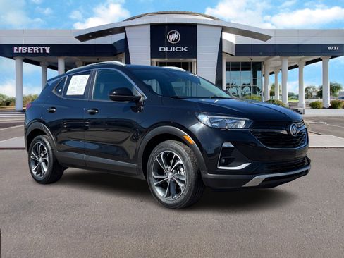 Used 2022 Buick Encore GX Select image 2
