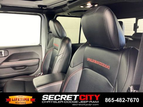 Used 2020 Jeep Gladiator Rubicon AWD/4WD image 10