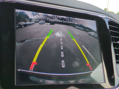 Used 2021 Jeep Grand Cherokee Limited image 21