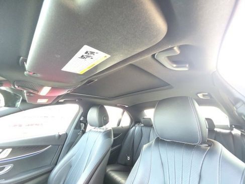 Used 2022 Mercedes-Benz E 350 Sedan image 20