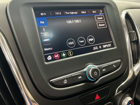 Used 2021 Chevrolet Equinox LT FWD image 13