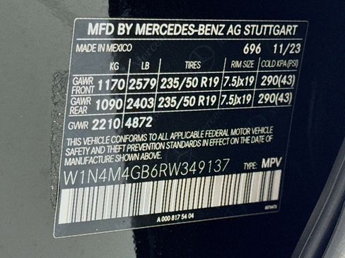 Certified 2024 Mercedes-Benz GLB 250 image 24