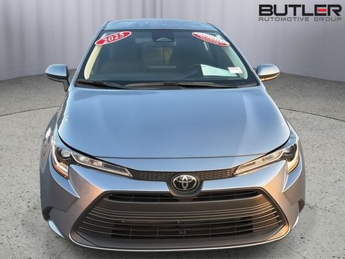 Certified 2025 Toyota Corolla LE w/ Convenience Package FWD image 9