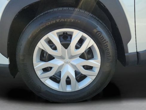 Certified 2025 Toyota Corolla Cross L FWD image 25