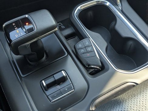 Used 2024 GMC Sierra 1500 Denali w/ Technology Package image 33