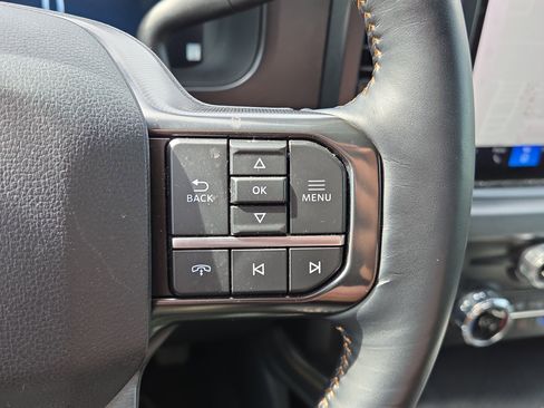 Used 2024 Ford F250 Platinum image 21