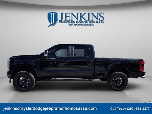 Used 2023 Ford F250 XL w/ STX Appearance Package image 3