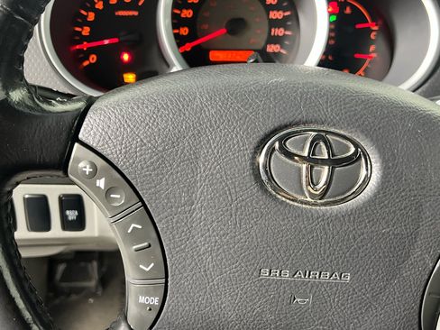 Used 2010 Toyota Tacoma 4x4 Double Cab image 18
