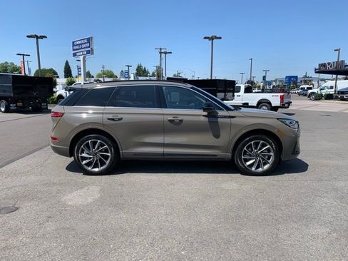 New 2025 Lincoln Corsair Grand Touring w/ Equipment Group 301A image 8