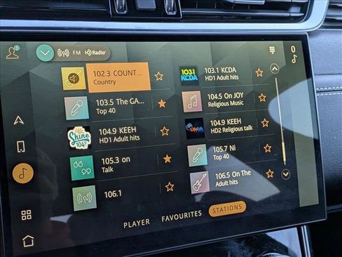 Used 2024 Jaguar XF R-Dynamic SE image 19