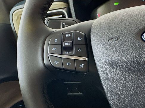 Used 2026 Ford Maverick Lariat AWD/4WD image 25