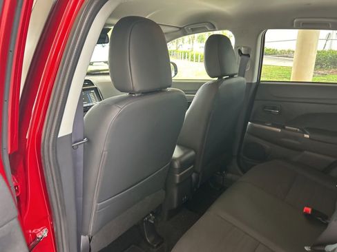 New 2025 Mitsubishi Outlander Sport SE image 30