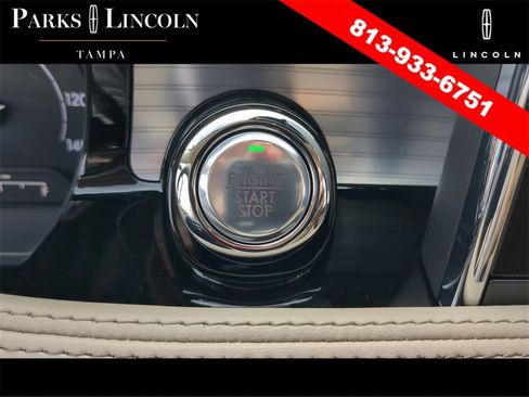 Certified 2022 Lincoln Corsair FWD w/ Equipment Group 101A image 30