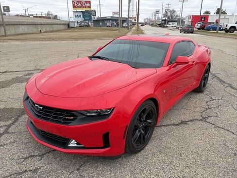 Used 2021 Chevrolet Camaro LT w/ RS Package image 2