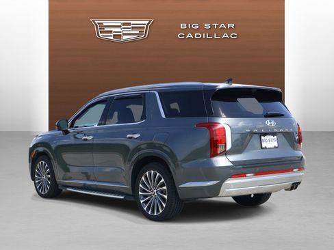 Used 2024 Hyundai Palisade Calligraphy AWD/4WD image 3