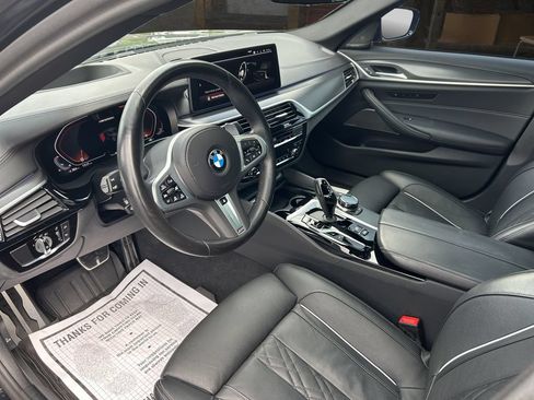 Used 2023 BMW M550i xDrive w/ Executive Package AWD/4WD image 14