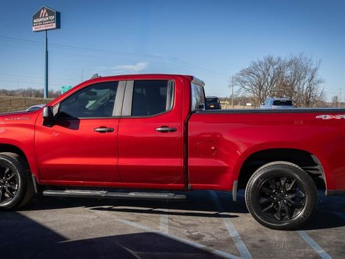 Used 2021 Chevrolet Silverado 1500 Custom image 15