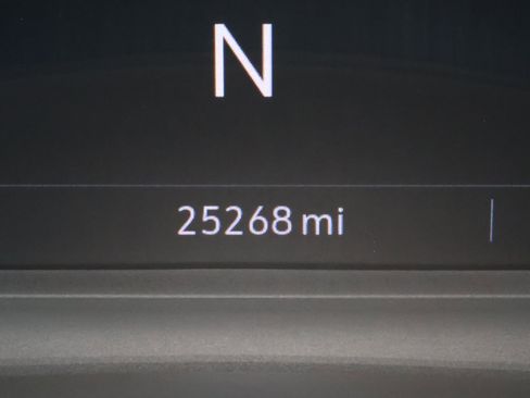 Used 2023 Cadillac XT6 Luxury image 34