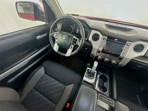 Used 2019 Toyota Tundra SR5 w/ SR5 Upgrade Package image 9