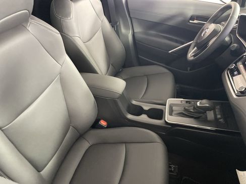 New 2026 Toyota Corolla Cross XLE image 25