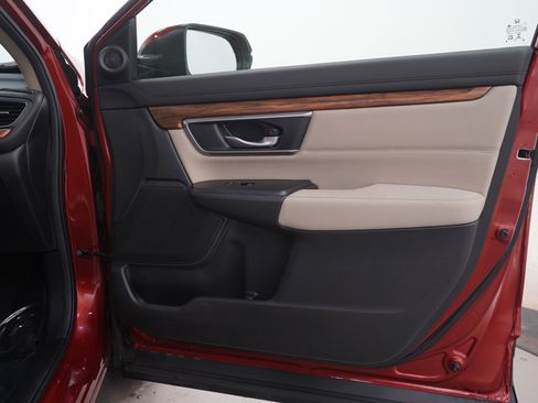 Used 2018 Honda CR-V EX image 9