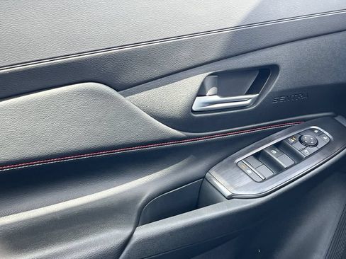 New 2026 Nissan Sentra SR w/ Floor Mat Package FWD image 13