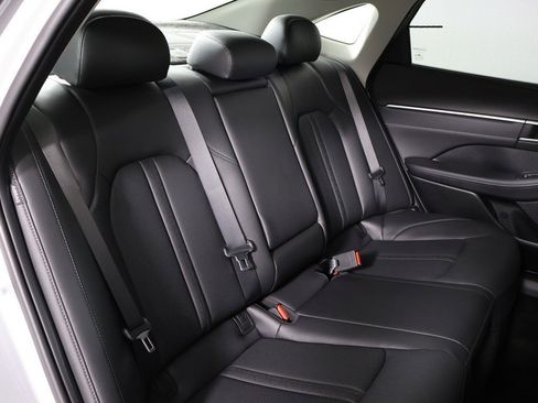 Used 2025 Hyundai Sonata Limited image 36
