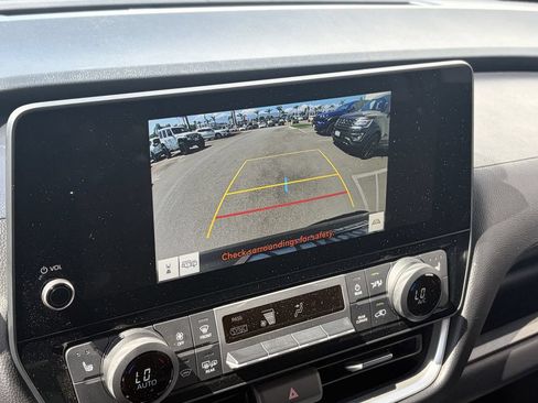 Used 2025 Toyota Grand Highlander FWD image 10