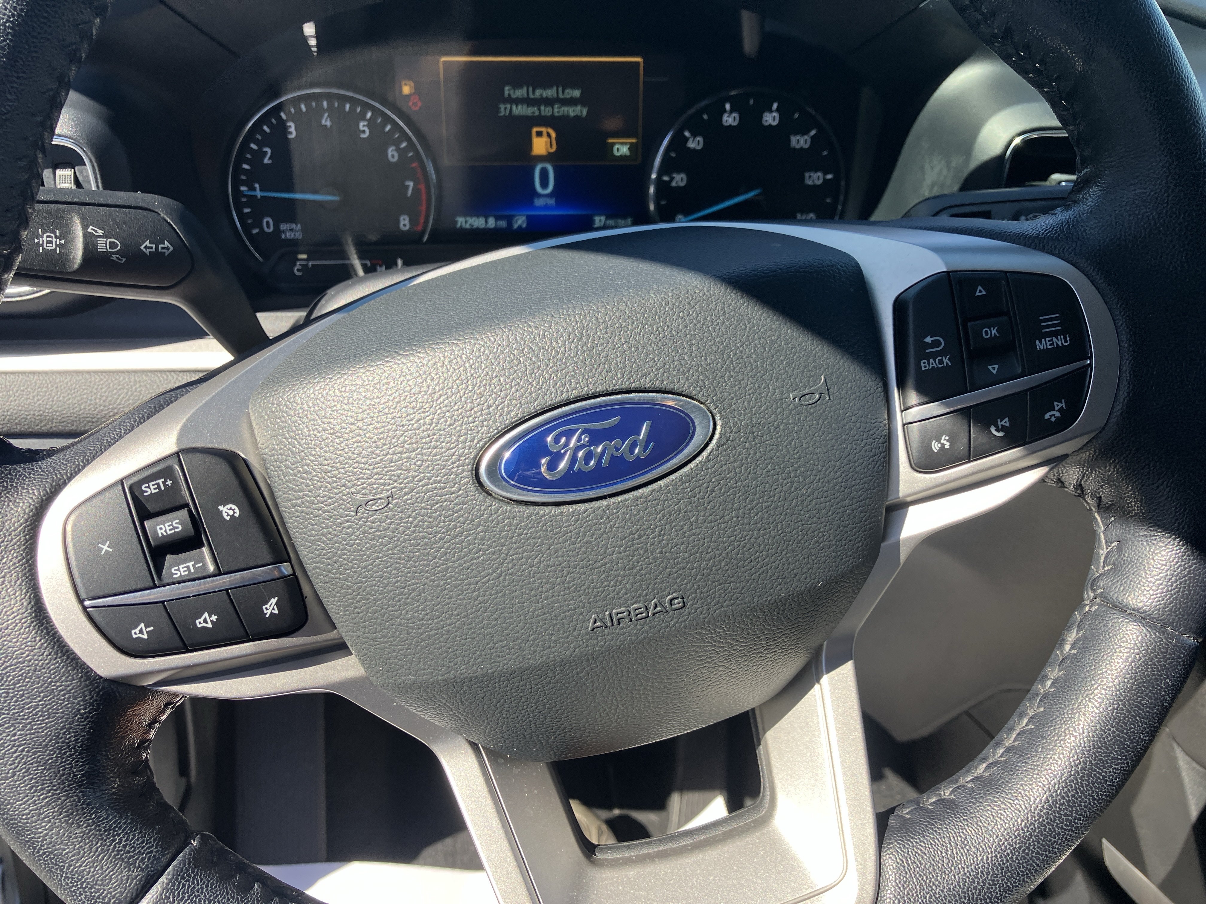 Used 2021 Ford Explorer XLT w/ Equipment Group 202A AWD/4WD image 22