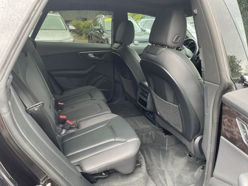 Used 2020 Audi Q8 Premium Plus AWD/4WD image 14