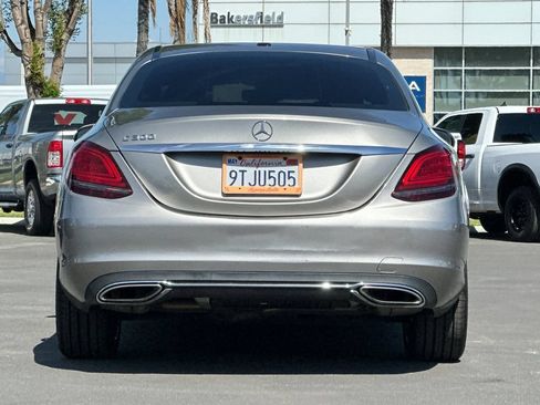 Used 2019 Mercedes-Benz C 300 Sedan image 4