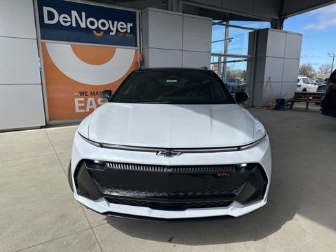 New 2026 Chevrolet Equinox EV RS image 2