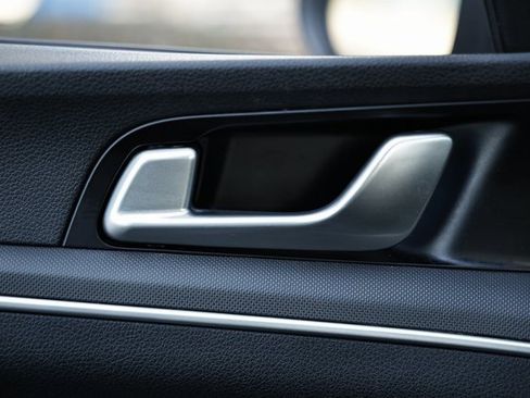 Used 2024 Kia K5 LXS image 16