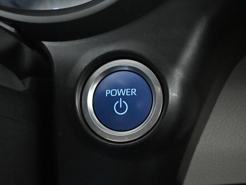 Used 2022 Toyota Sienna LE image 31