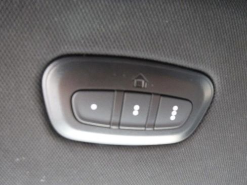 Used 2022 Jeep Wagoneer Series III image 51