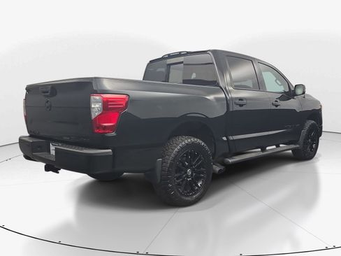 Used 2019 Nissan Titan SL w/ Midnight Edition AWD/4WD image 7