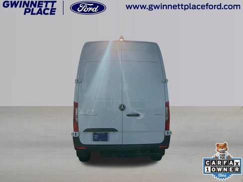 Used 2025 Mercedes-Benz Sprinter 2500 image 6