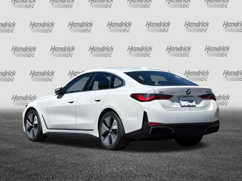 Used 2023 BMW i4 eDrive40 RWD image 7