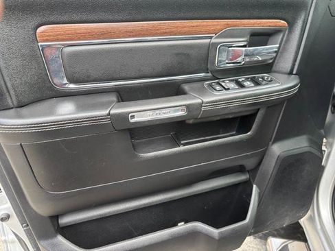 Used 2018 RAM 3500 Laramie image 27