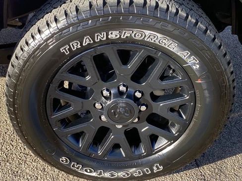 Used 2025 RAM 2500 Limited image 34