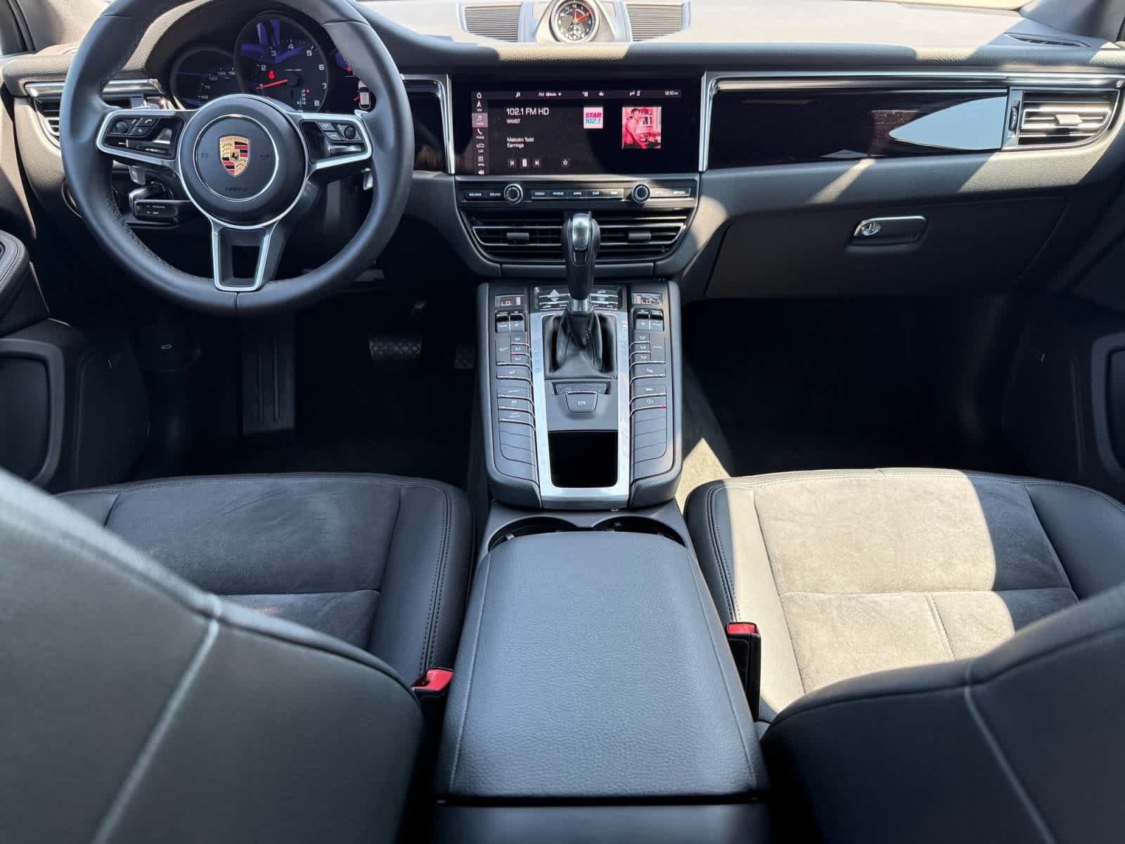 Used 2020 Porsche Macan AWD/4WD image 13