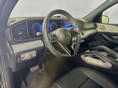 Used 2024 Mercedes-Benz GLE 450 4MATIC image 9