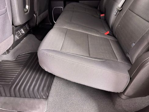 Used 2024 Chevrolet Silverado 1500 LT image 27