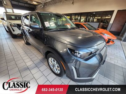Used 2025 Kia Soul LX w/ LX Technology Package