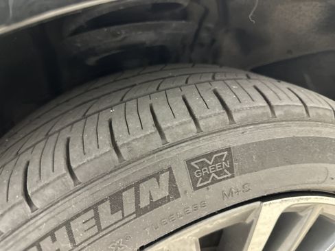 Certified 2023 Lexus ES 350 w/ Premium Package FWD image 12
