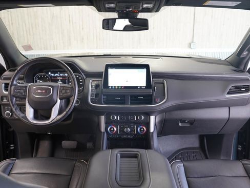 Used 2021 GMC Yukon SLT w/ SLT Luxury Plus Package AWD/4WD image 16