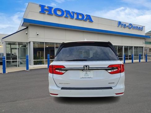 Used 2024 Honda Odyssey Touring image 5