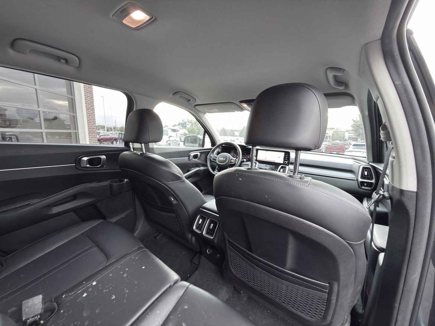 Used 2022 Kia Sorento S FWD image 38